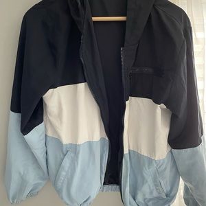 BRANDY MELVILLE WINDBREAKER